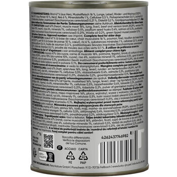 Kompletní mokré krmivo kombinuje hovězí a jelení maso, vnitřnosti, vývar a funkční suroviny jako je psyllium a slávka zelenoústá, které podporují trávení, vitalitu a celkovou kondici starších psů.